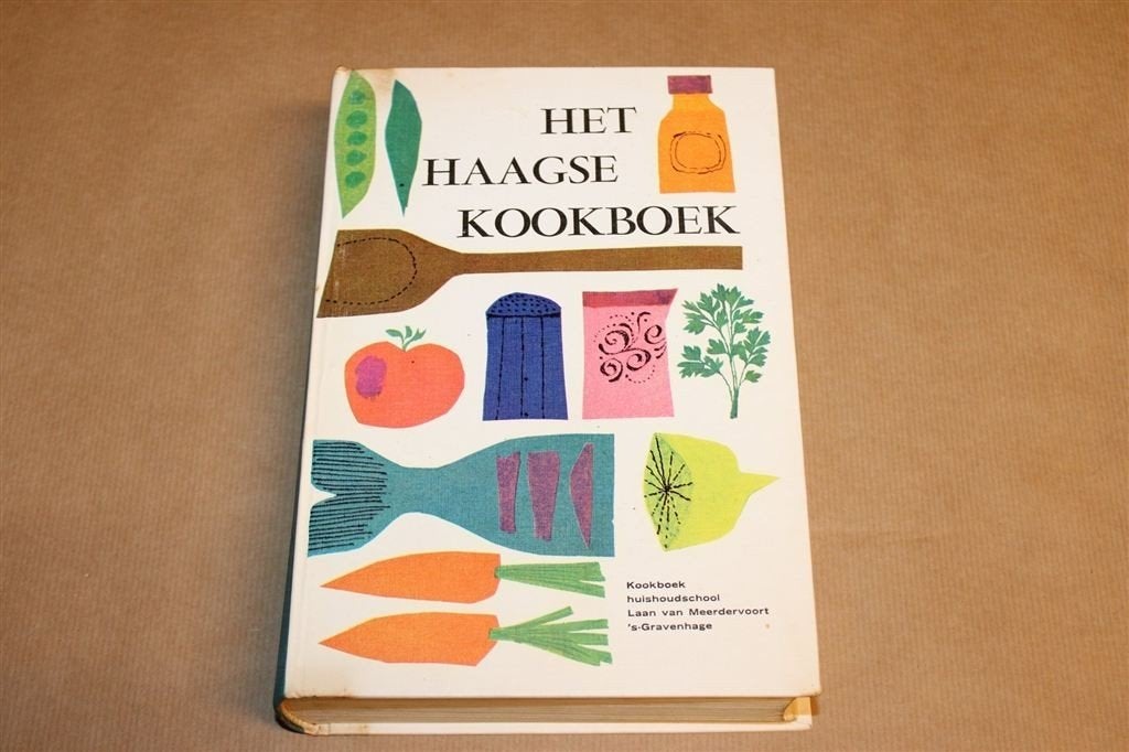 Het Haagse Kookboek — Vintage Recepten & Menu\'s 1963, Boeken, Kookboeken, Ophalen of Verzenden, Gelezen, Nederland en België