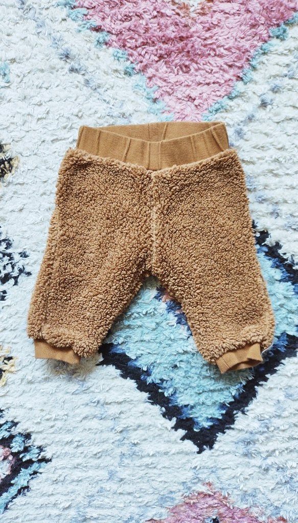 Schattige teddybeer broek - maat 68, Kinderen en Baby's, Babykleding | Maat 68, Broekje, Jongetje of Meisje, H&M, Ophalen of Verzenden
