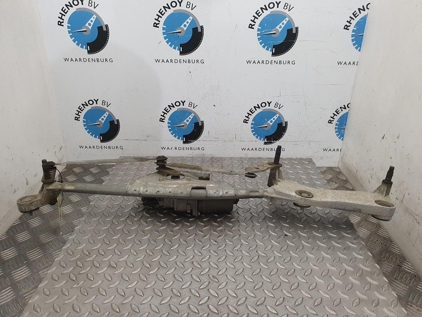 MERCEDES M CLASS ML350 RUITENWISSERMOTOR VOOR 2005, Ophalen of Verzenden, Gebruikt, ARN erkend