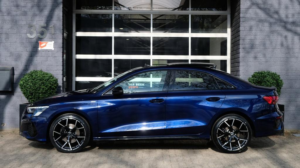 Audi A3 Limousine 35 TDI S edition ACC|CARPLAY|B&O|PANO|MASS, Gebruikt, 4 cilinders, 150 pk, Blauw