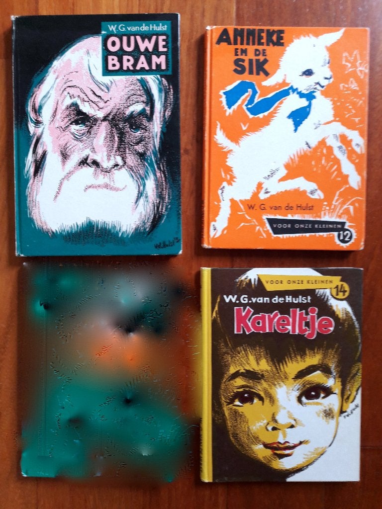 W.G. van de Hulst - Ouwe Bram, Anneke en de Sik en Kareltje, Ophalen of Verzenden, Gelezen, Fictie algemeen