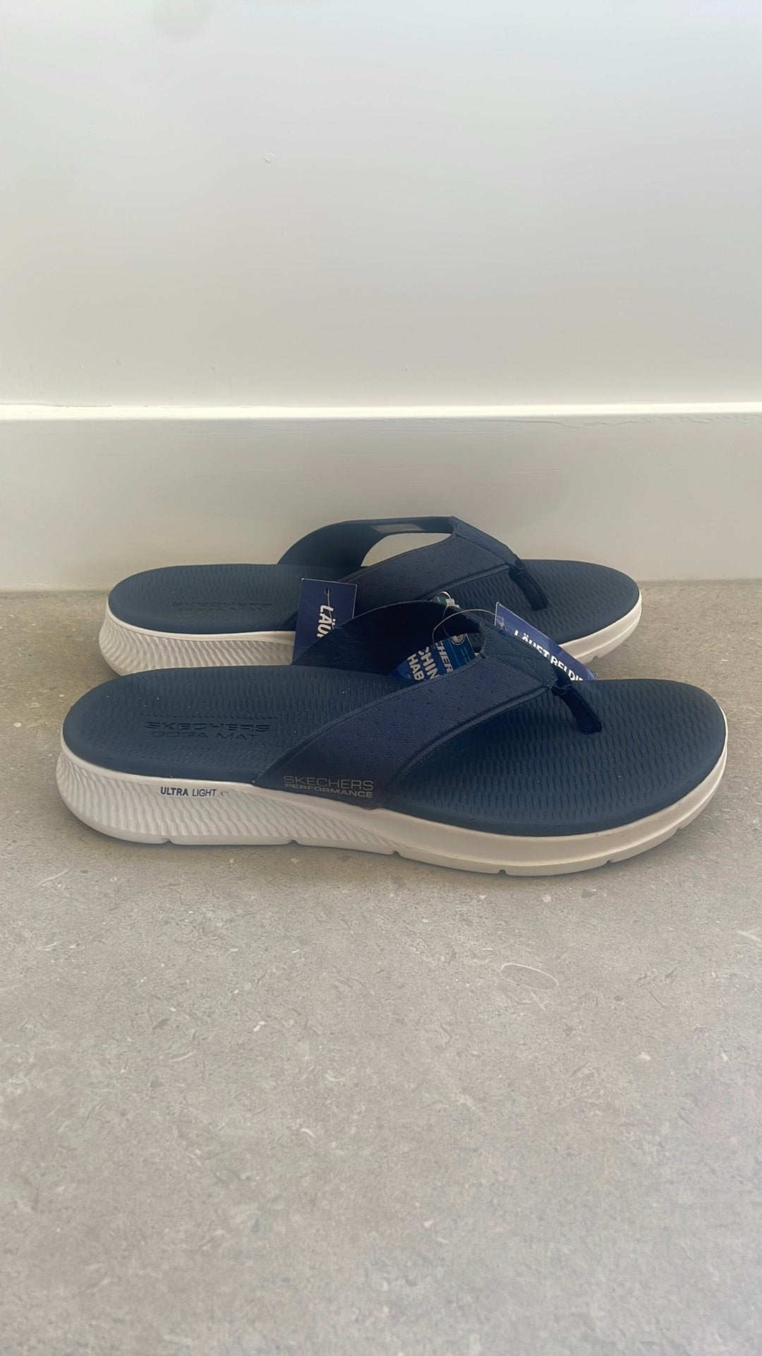 Skechers slippers 45, Ophalen of Verzenden, Nieuw, Blauw