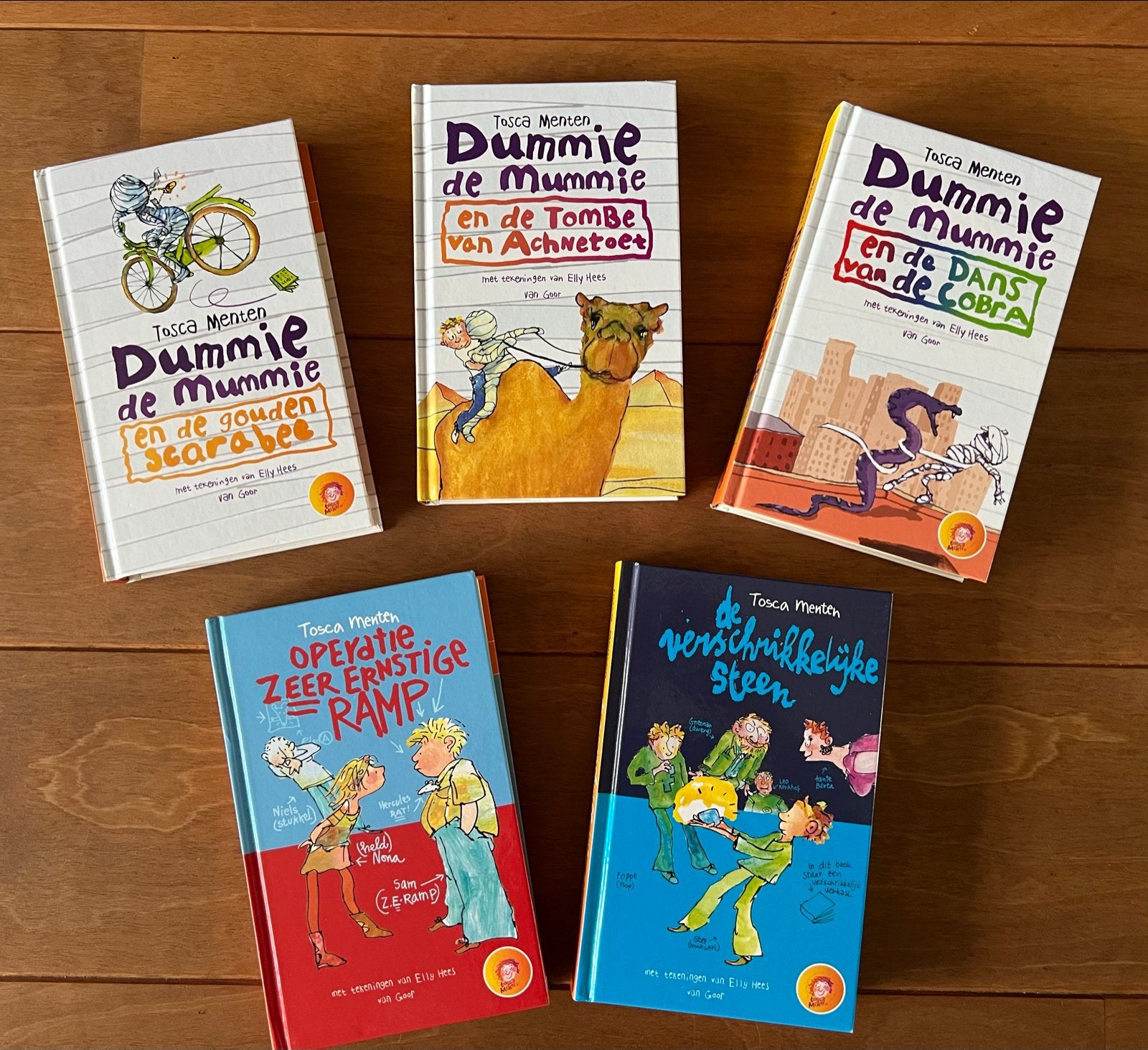 5 Tosca Menten boeken: Dummie de Mummie & meer, Ophalen of Verzenden, Nieuw, Fictie