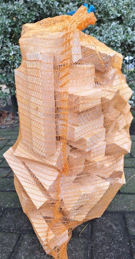 Zware zakken haardhout ruim 10 kg voor 6,-, 6 m³ of meer, Ophalen, Overige houtsoorten