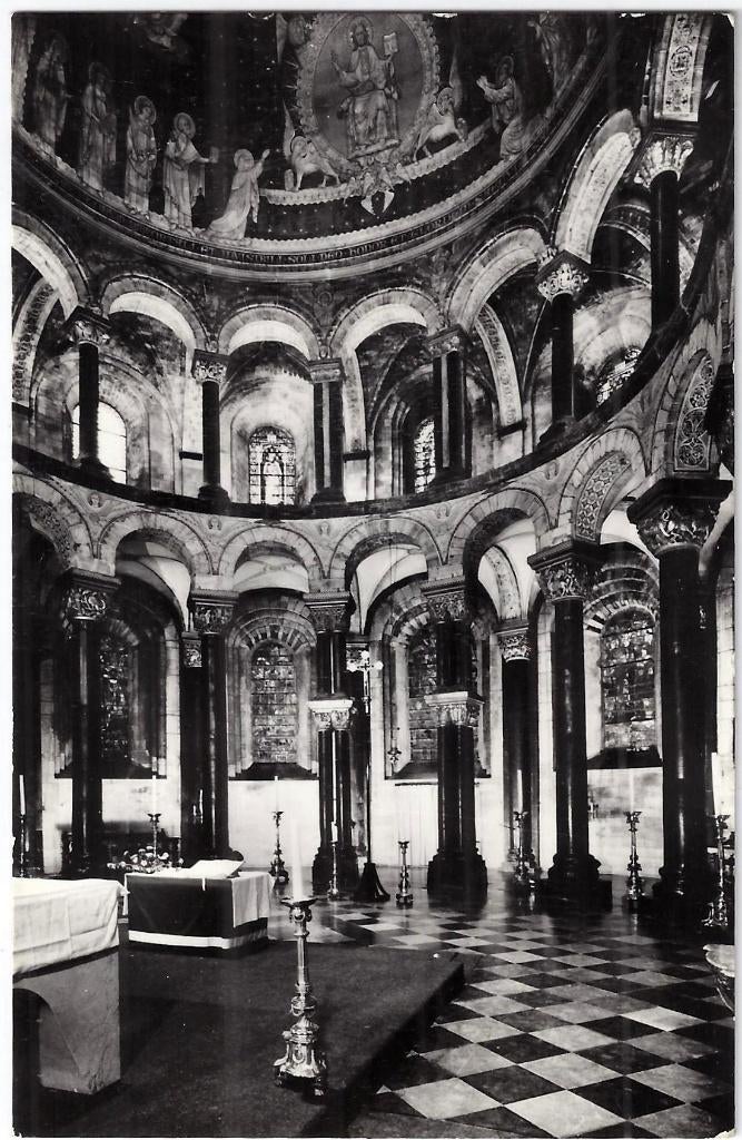 K5 Ongelopen oude ansichtkaart maastricht ol vrouwe basiliek, Ophalen of Verzenden, Voor 1920, Ongelopen, Limburg
