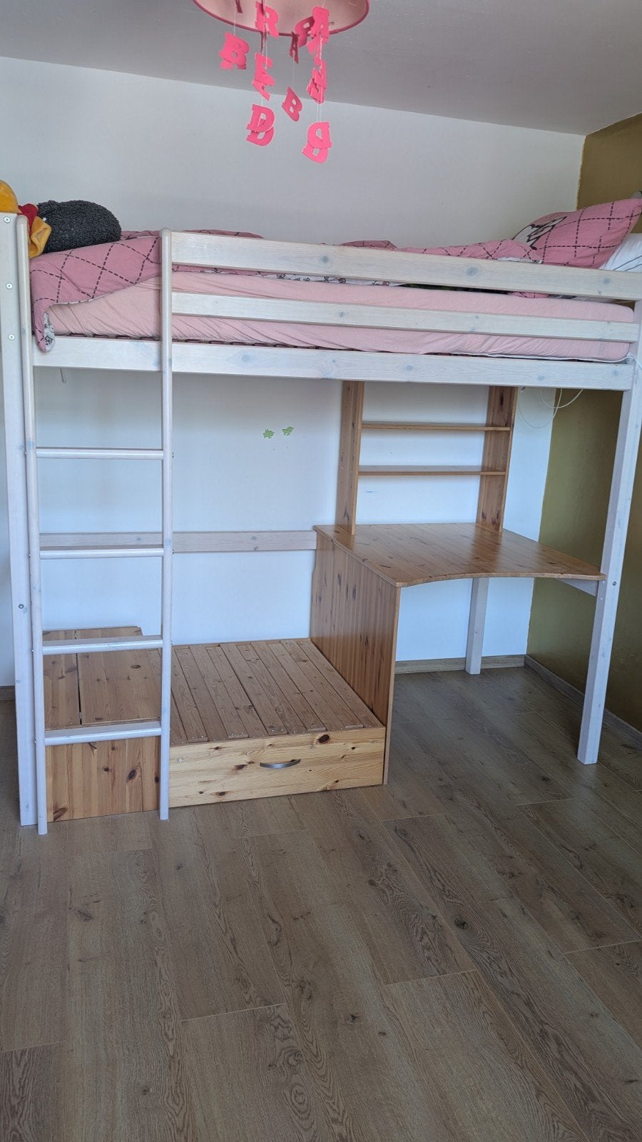 Flexa Hoogslaper met Bureau, Bankje en Logeerbed, Ophalen, 85 tot 100 cm, Gebruikt, Lattenbodem