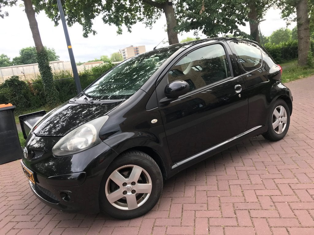 Toyota Aygo 1.0 automaat nieuwe apk airco, Auto's, Stof, 4 stoelen, Origineel Nederlands, Airconditioning