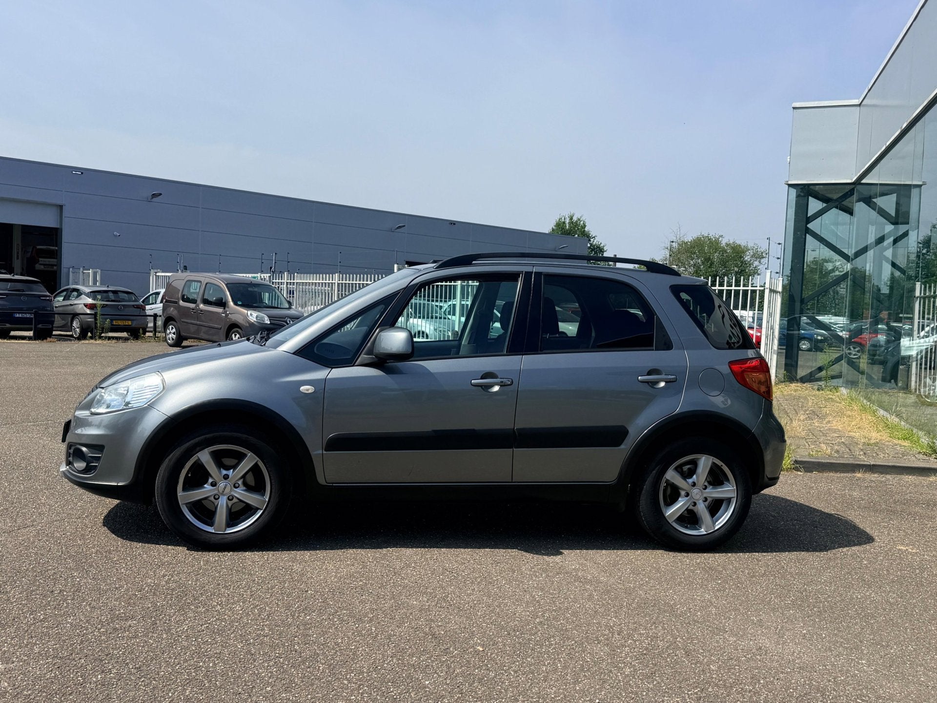 Suzuki SX4 1.6 Exclusive|Automaat|Trakhaak|Airco|Stoelverwar, Auto's, Suzuki, Euro 5, 15 km/l, Gebruikt, 4 cilinders