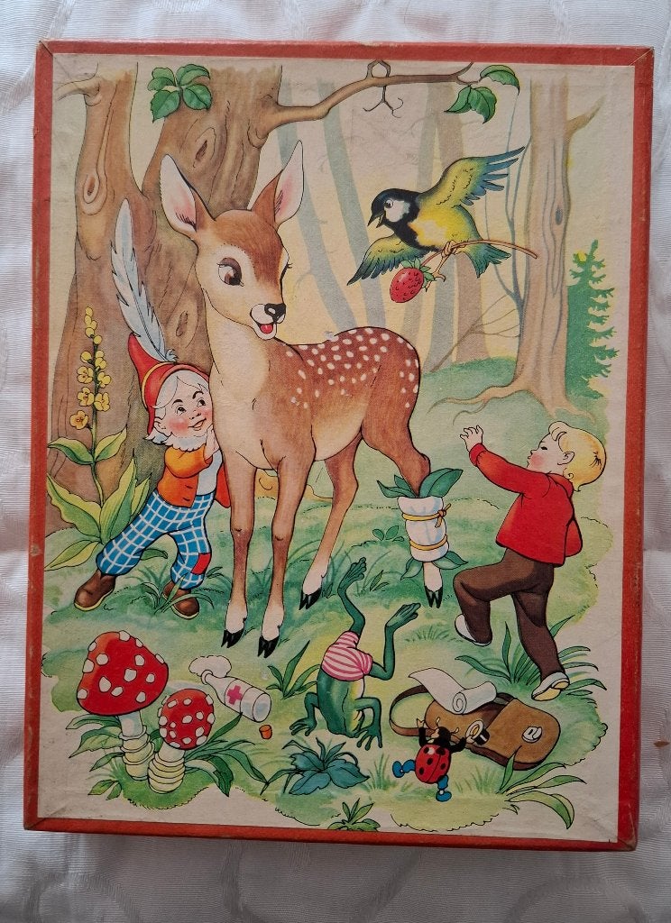 Vintage kinderpuzzel "Bambi", Ophalen of Verzenden, 10 tot 50 stukjes, Zo goed als nieuw, 4 tot 6 jaar