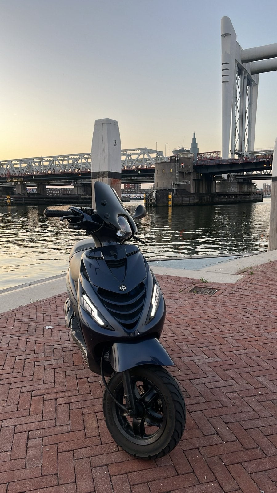 piaggio zip 50cc 4t, Ophalen, Maximaal 45 km/u, Zip, Zo goed als nieuw