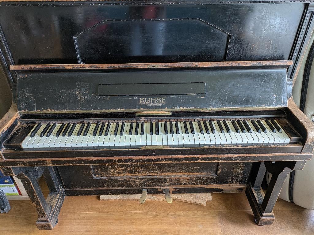 Antieke Kuhse akoestische piano - gratis af te halen, Muziek en Instrumenten, Piano's, Ophalen, Gebruikt, Zwart, Piano