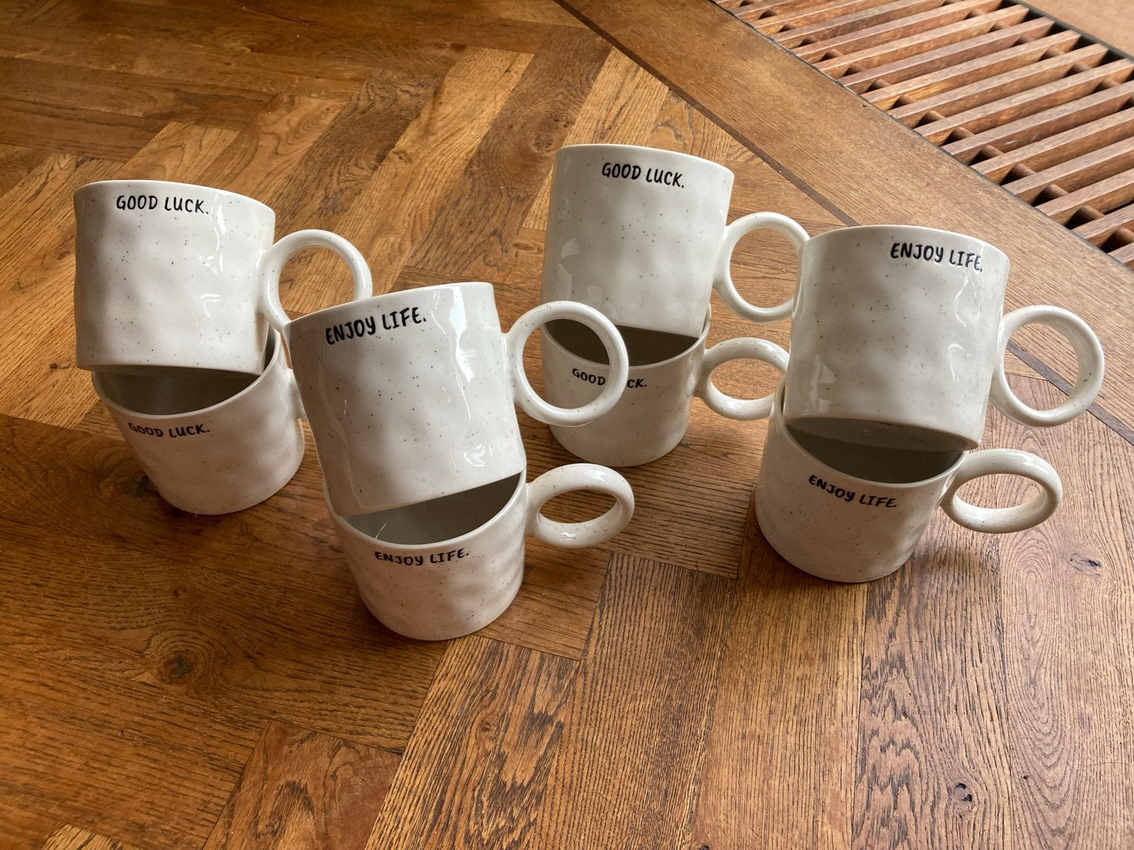 Set van 8 Boltze Home mokken - ‘Enjoy life & 'Good Luck', Huis en Inrichting, Ophalen, Keramiek, Zo goed als nieuw, Overige stijlen