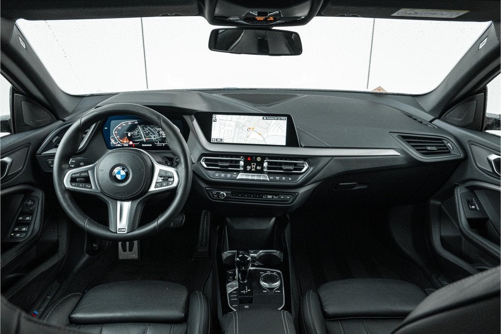 BMW 2 Serie Gran Coupé 220i Executive M Sport / M sportstoe, 1998 cc, Gebruikt, 4 cilinders, Met garantie (alle)