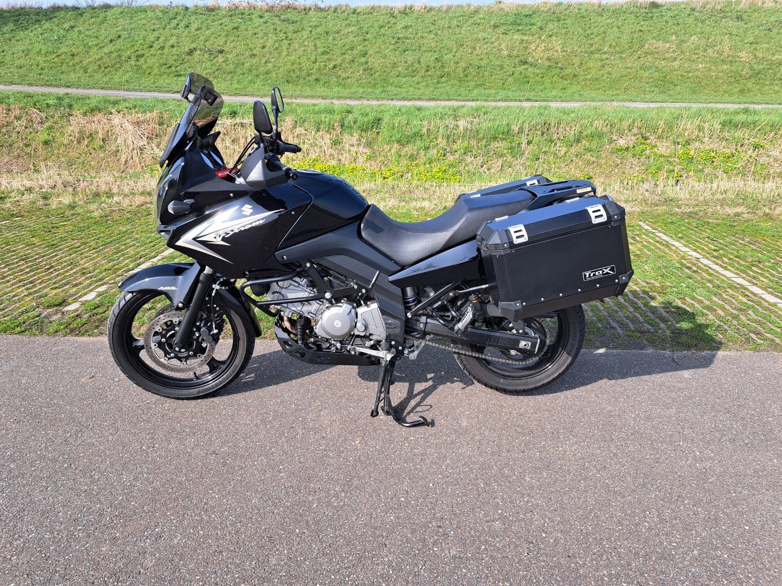 Suzuki Vstrom DL650 Black Rhino - 2010 - 44400 km, Particulier