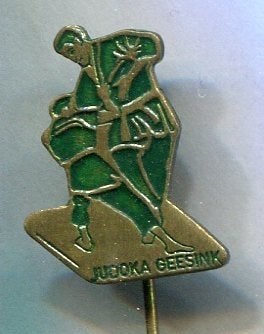 Judoka Geesink groen op koper sport speldje ( R_021a), Verzenden, Nieuw, Sport, Speldje of Pin