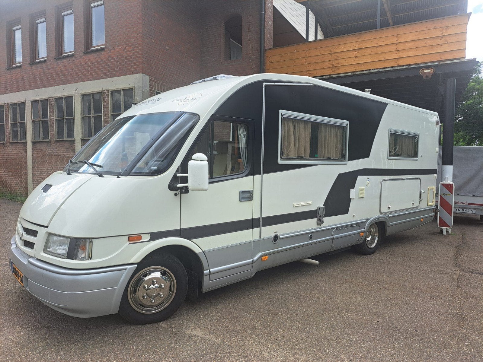 Zeer nette en complete Mobivetta, Afzuigkap, 7 tot 8 meter, Particulier, L-zit
