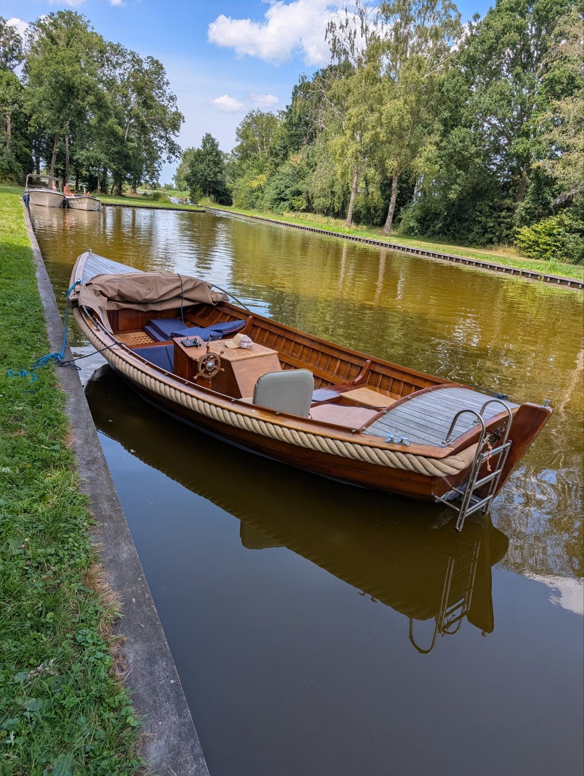 Werf gebouwde mahonie houten Vlet met nieuwe Vetus diesel, Ophalen, Binnenboordmotor, Diesel, Zo goed als nieuw