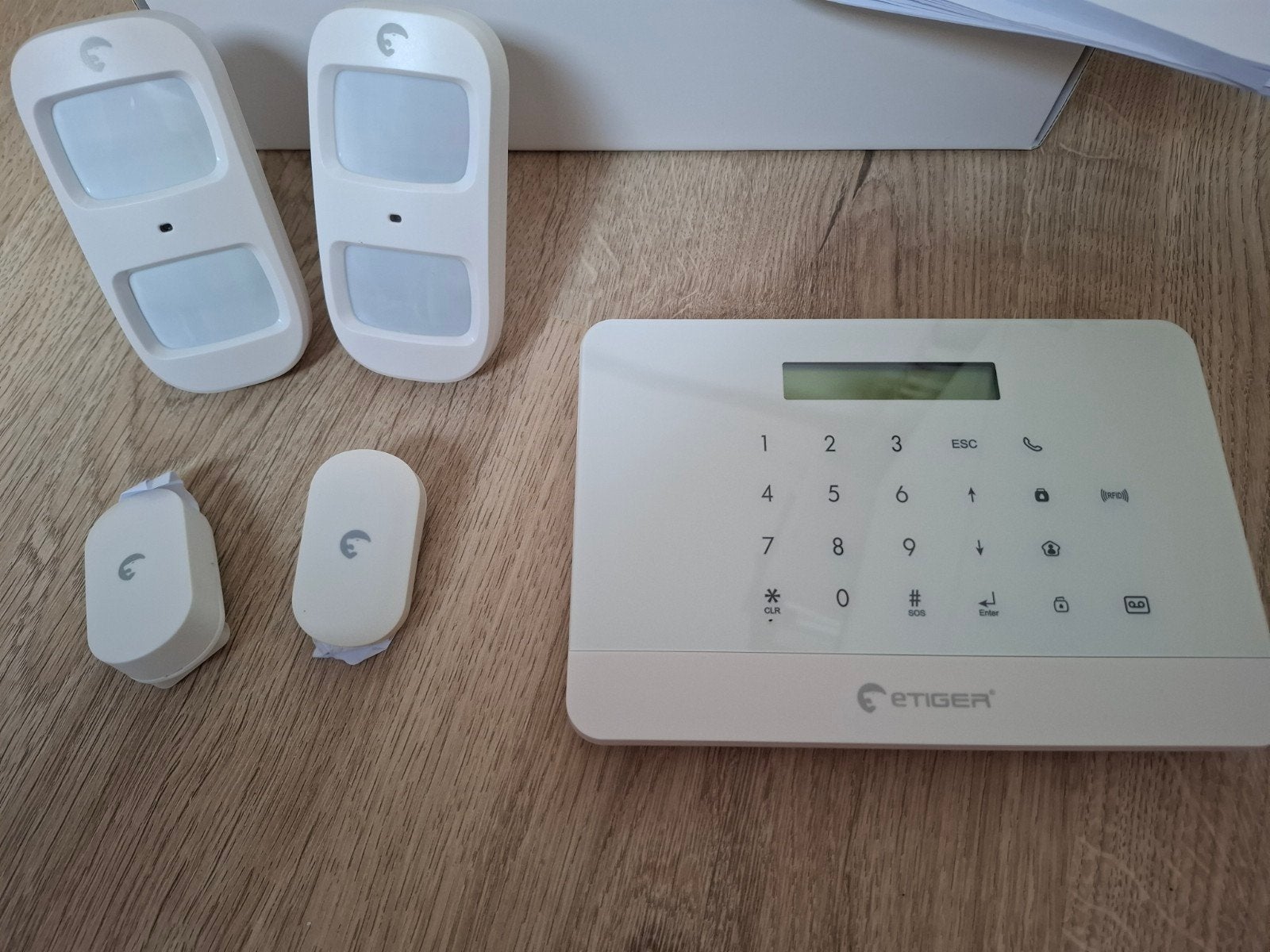 Etiger S6 Alarmsysteem met sensoren en Tuya integratie, Ophalen, Beweging, Draadloos, Zo goed als nieuw