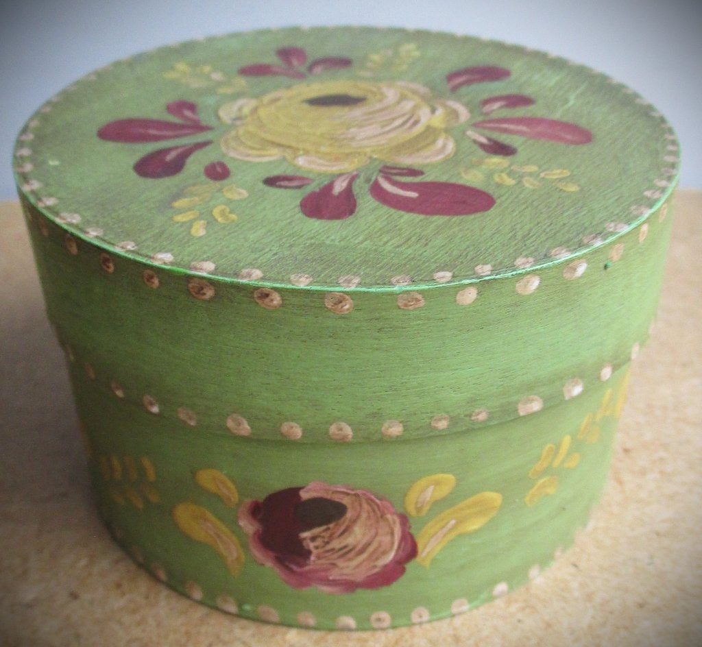 Rosemaling stijl handbeschilderd houten doosje~Sieradendoos, Antiek en Kunst, Curiosa en Brocante, Ophalen of Verzenden