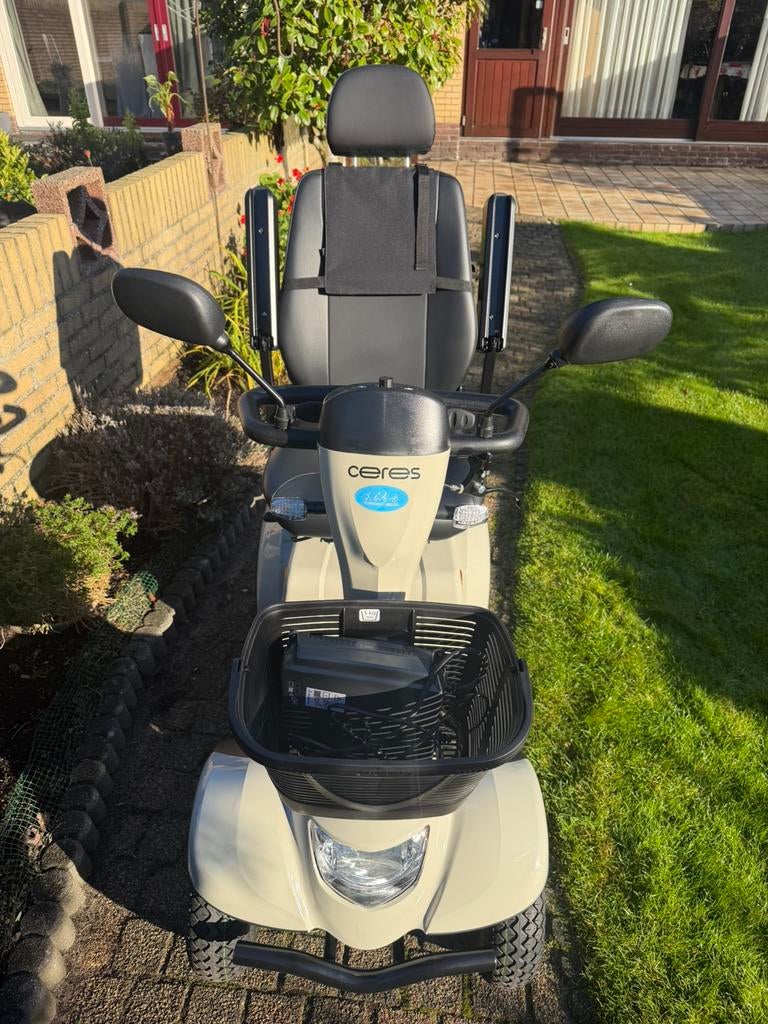 Scootmobiel Vermeiren Ceres 4 SE nieuwstaat, Ophalen, Zo goed als nieuw