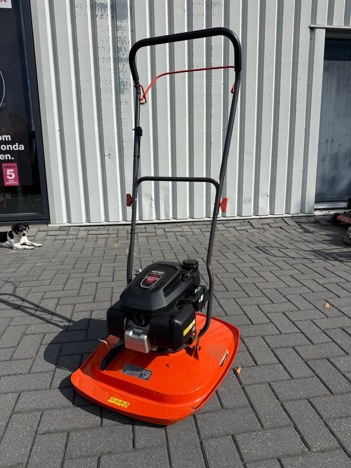 Husqvarna Flymo Zweefmaaier - Bouwjaar 2023, Ophalen, Techniekweg 11, Benzine-grasmaaier, Info@hordentuinmachines.nl