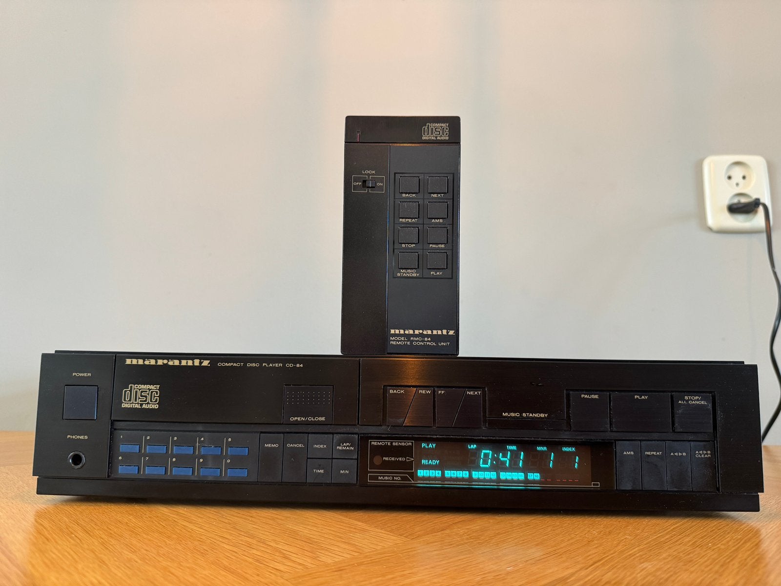 Marantz CD-84 incl. Originele afstandsbediening, Ophalen of Verzenden, Zo goed als nieuw