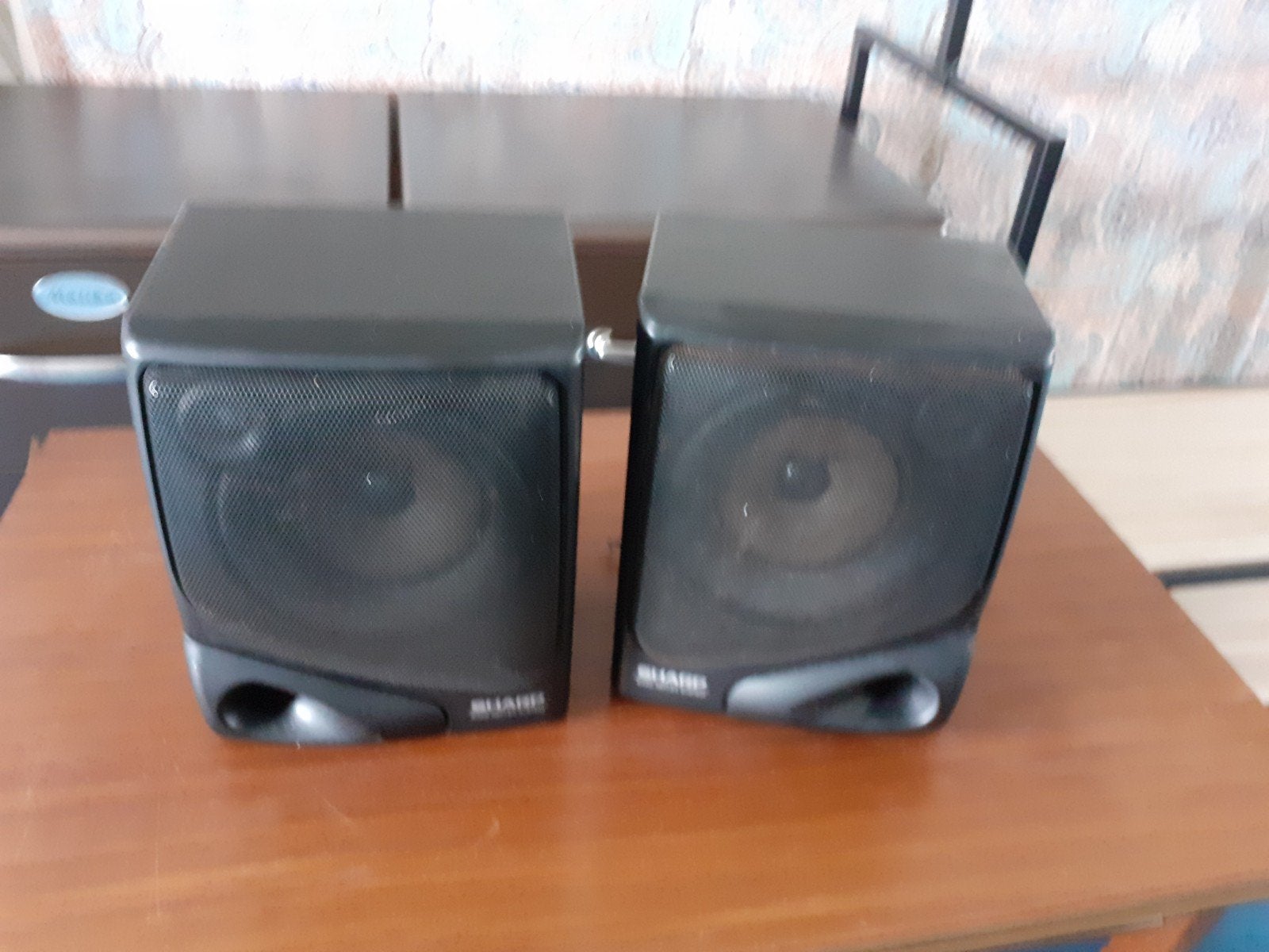 2 Sharp boxjes. 15 euro., Audio, Tv en Foto, Ophalen, Gebruikt, Minder dan 60 watt, Overige merken
