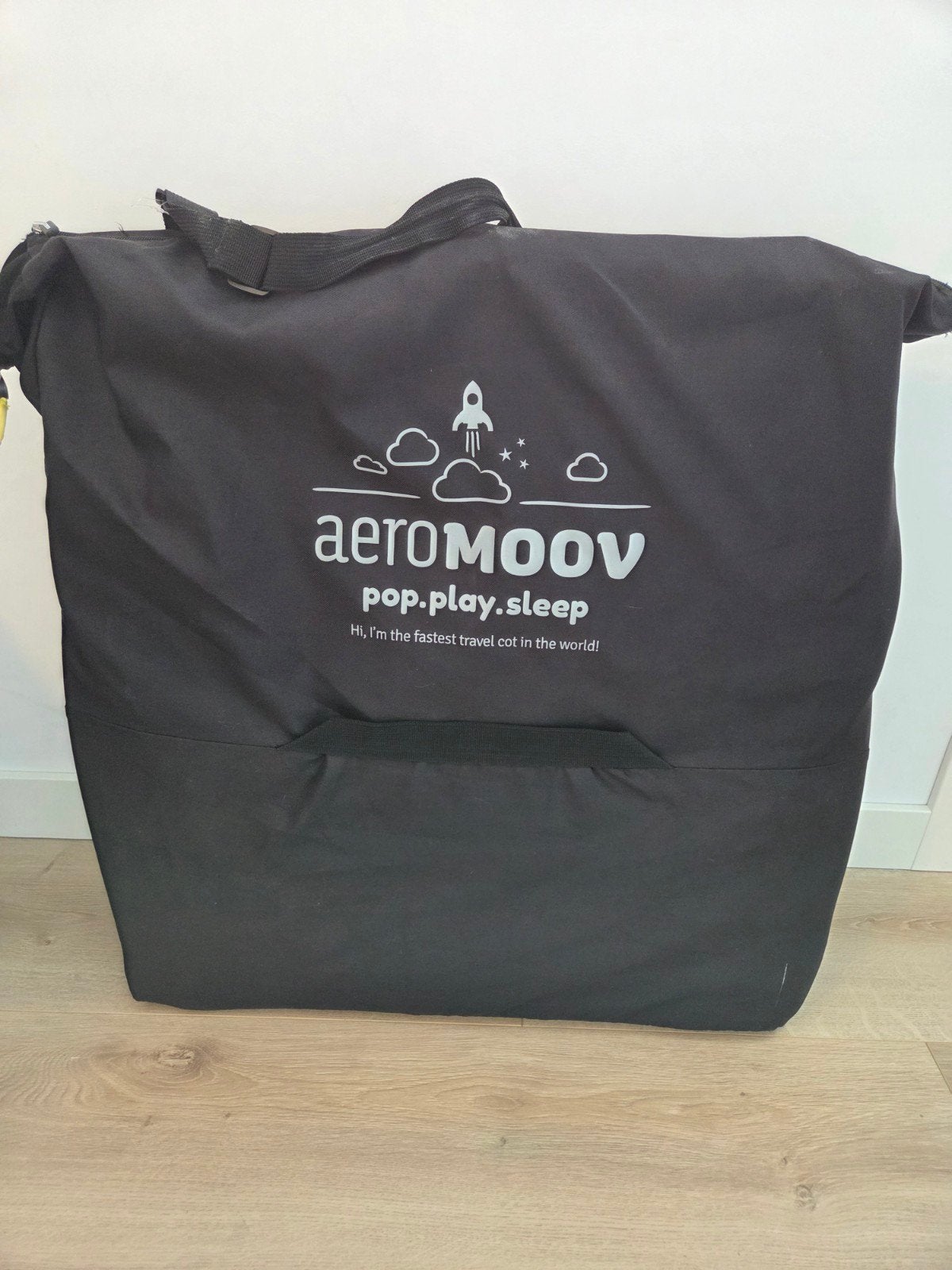 Aeromoov Pop-Up Reisbedje met UV50+ Zonnescherm, Ophalen, Verstelbaar, Zwart, 190 cm of minder