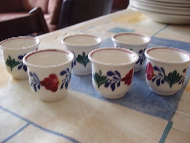 Boerenbont eierdop op enkele ring Boerenbond, Huis en Inrichting, Keuken | Servies, Gebruikt, Ophalen of Verzenden, Schaal of Schalen
