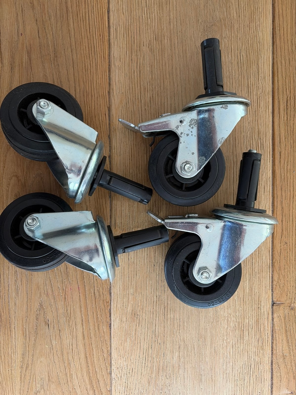 Set van 4 zwenkwielen, 2 met rem, 80 mm, Ophalen of Verzenden, Nieuw