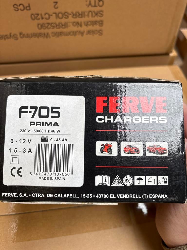 Ferve F-705 acculader, Auto-onderdelen, Ophalen of Verzenden, Nieuw, Universele onderdelen