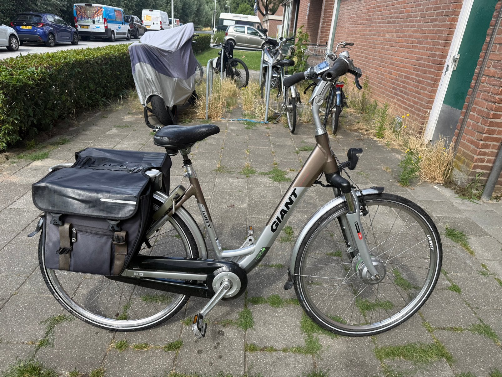tekoop  giant elektrishie fiets  met dubbele accus, Fietsen en Brommers, Elektrische fietsen, 47 tot 51 cm, Ophalen of Verzenden