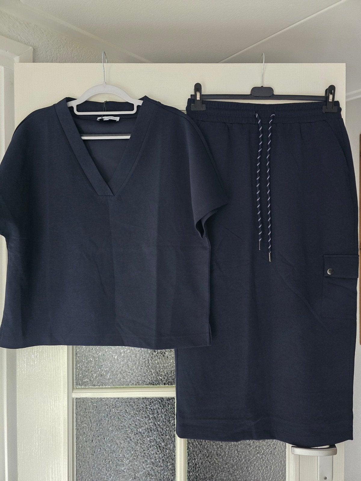 nieuw pak self obsessed (mi piace)donkerblauw L, Ophalen of Verzenden, Nieuw, Blauw