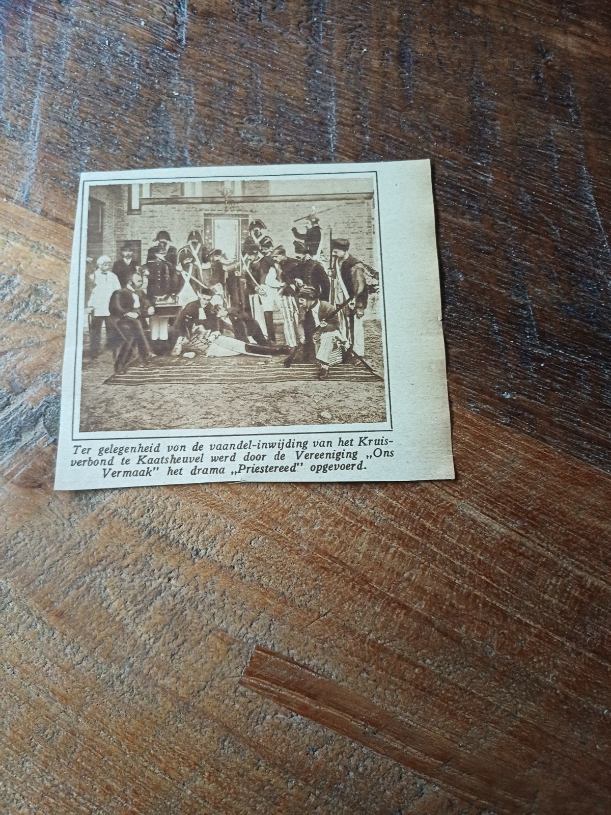 knipsel  vaandel inwijding  Kruisverbond Kaatsheuvel 1926, Ophalen of Verzenden, 1920 tot 1940, Knipsel(s)