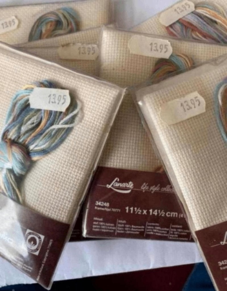 BORDUURPAKKETTEN LANARTE LETTERS CHRISTL VOGL, Hobby en Vrije tijd, Borduren en Borduurmachines, Verzenden, Nieuw, Handborduren