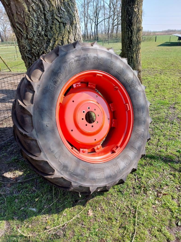 Te koop trekkertrek opgesneden banden, Ophalen of Verzenden