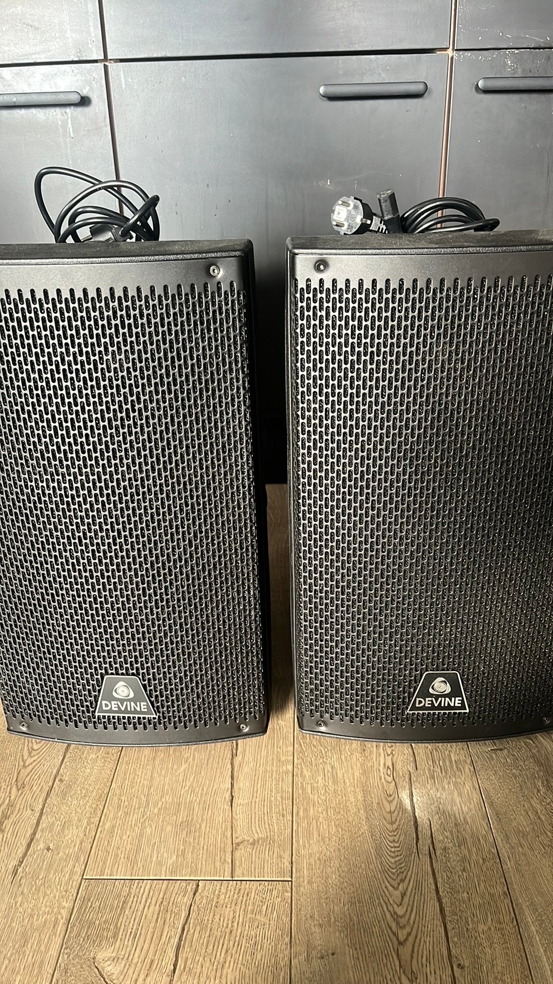 2x Devine Onyx 10A 10 inch actieve fullrange luidspreker, Ophalen, Zo goed als nieuw, Minder dan 500 watt