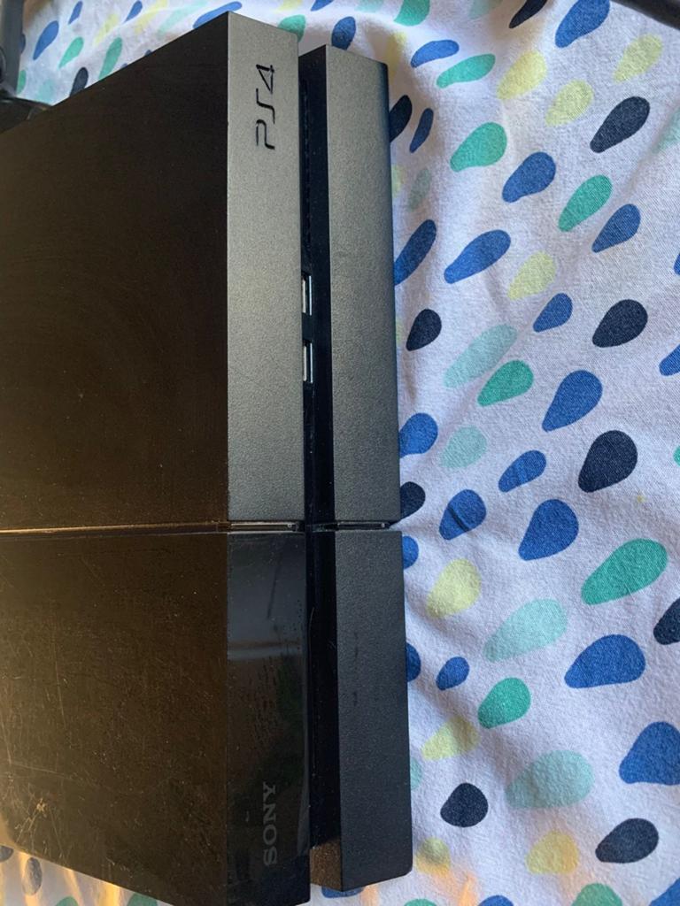 PlayStation 4 met 2 controllers, Spelcomputers en Games, Spelcomputers | Sony PlayStation 4, Ophalen, Met 2 controllers, Original