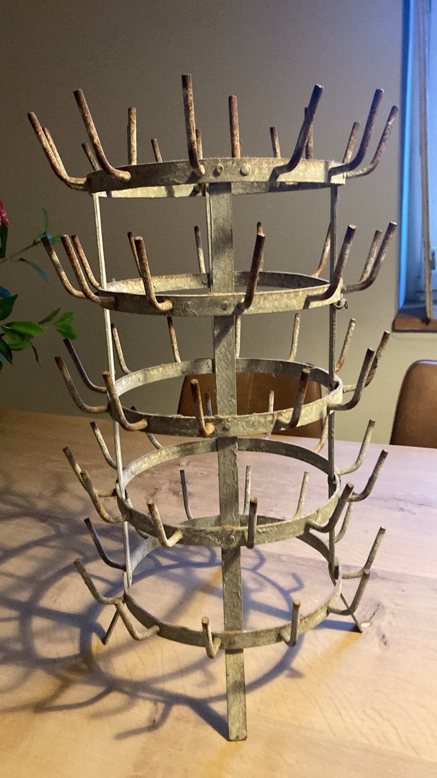Brocante flessenrek/mokkenrek, Ophalen, Zo goed als nieuw, Metaal, 5 tot 15 flessen