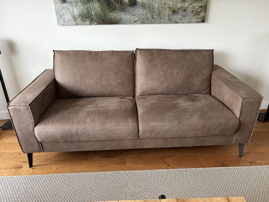 Te koop 2,5 zits Sofa, donkerbruin (Jeep 2860) Taupe, Huis en Inrichting, Banken | Sofa's en Chaises Longues, Ophalen, Gebruikt