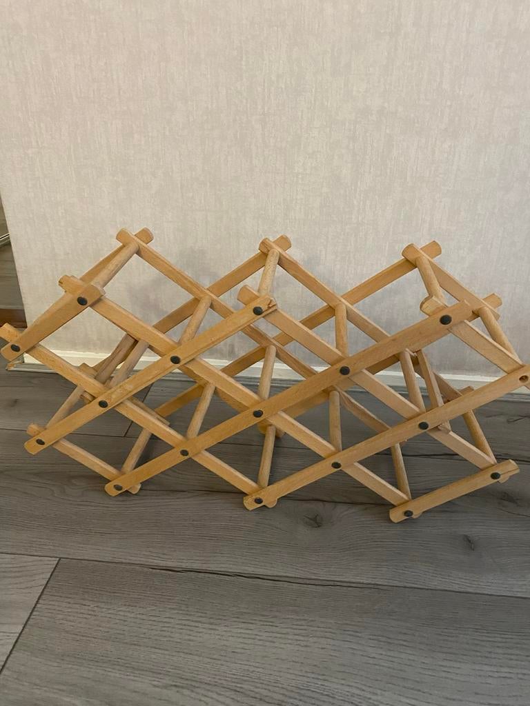 Houten wijnrek - Opvouwbaar en ruimtebesparend, 5 tot 15 flessen, Ophalen of Verzenden, Zo goed als nieuw, Minder dan 50 cm