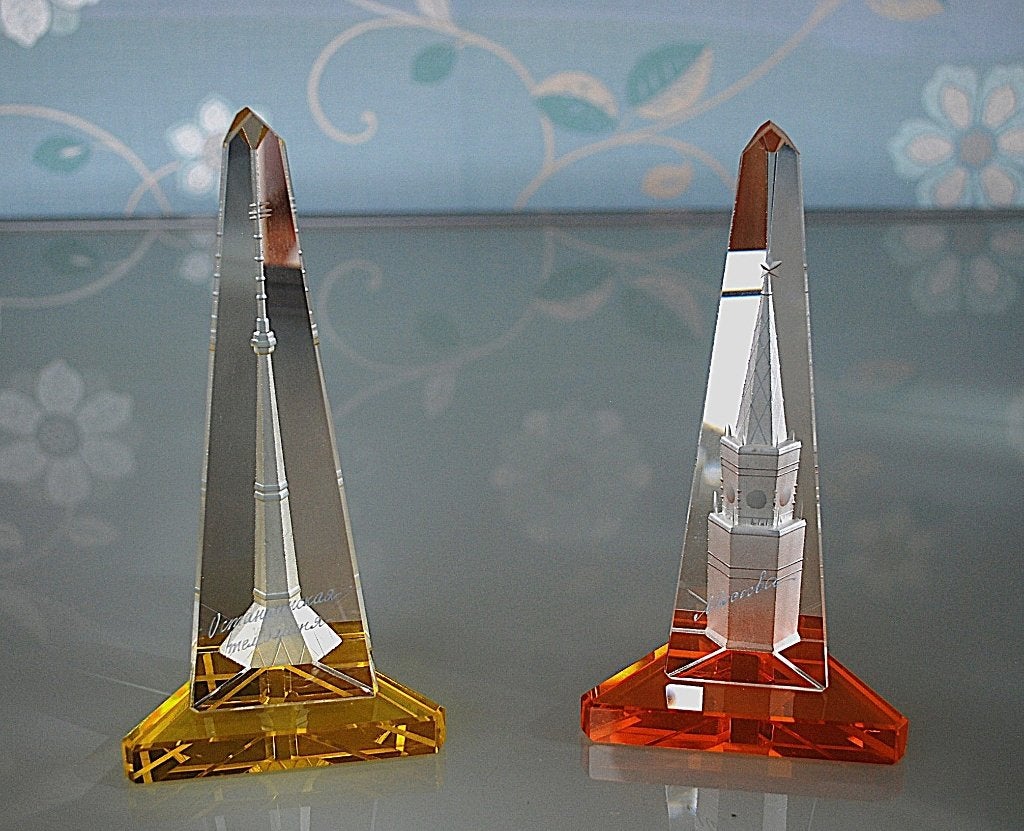 Kremlin en Ostankino Toren van Kristal Puntgaaf Obelisk CCCP, Ophalen of Verzenden