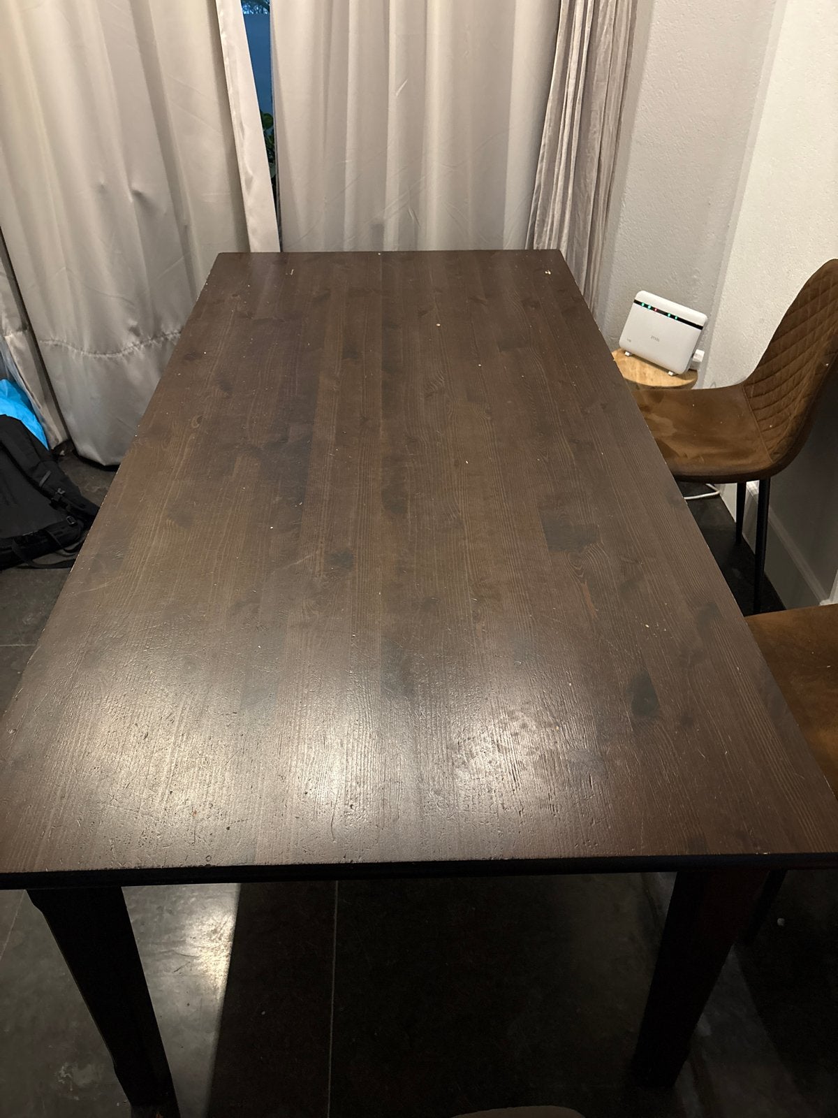 Robuuste donkerbruine eettafel, 4-6 personen, Ophalen, Gebruikt, 100 tot 150 cm, 50 tot 100 cm