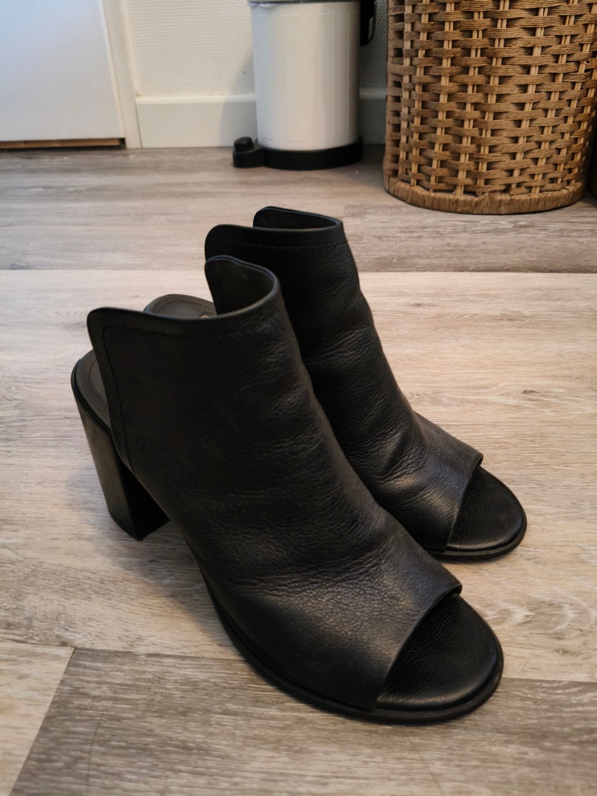 Steve Madden Nectar Leren Peep-Toe Enkellaarsjes Zwart, Zwart, Lage of Enkellaarzen, Steve Madden, Ophalen of Verzenden