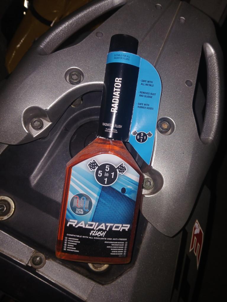 Nieuw Radiator Flush Auto, Ophalen of Verzenden