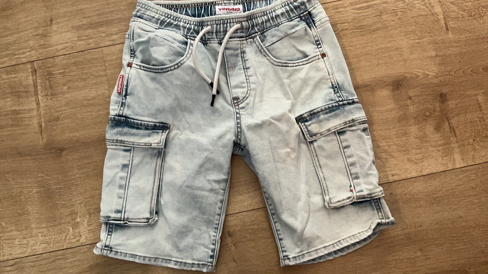 Stoere Vingino spijker bermuda 158, Kinderen en Baby's, Ophalen of Verzenden, Zo goed als nieuw, Jongen, Broek