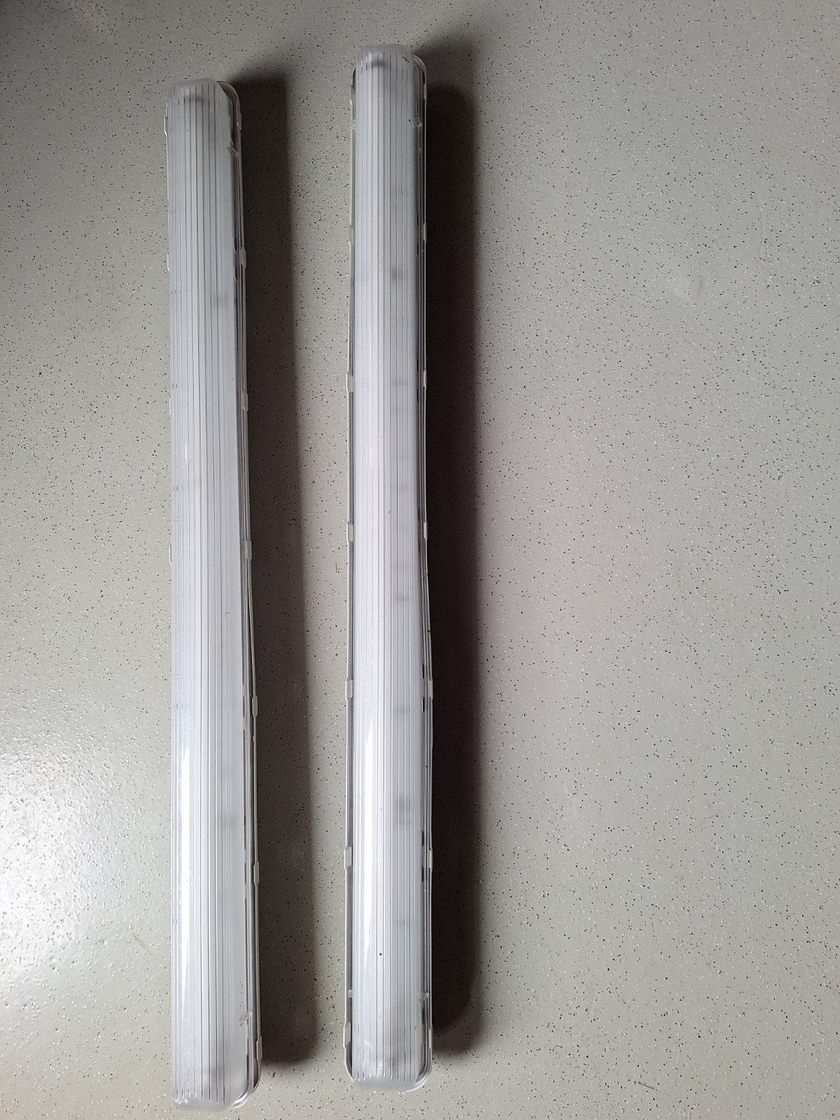 2 stuks TL balk 36W - NORTON spatwaterdicht/36 W IND, Ophalen of Verzenden