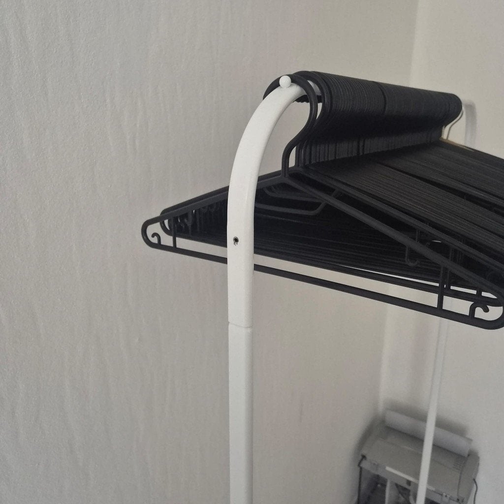 Stevige kledingrek met hangers, Ophalen of Verzenden, Zo goed als nieuw