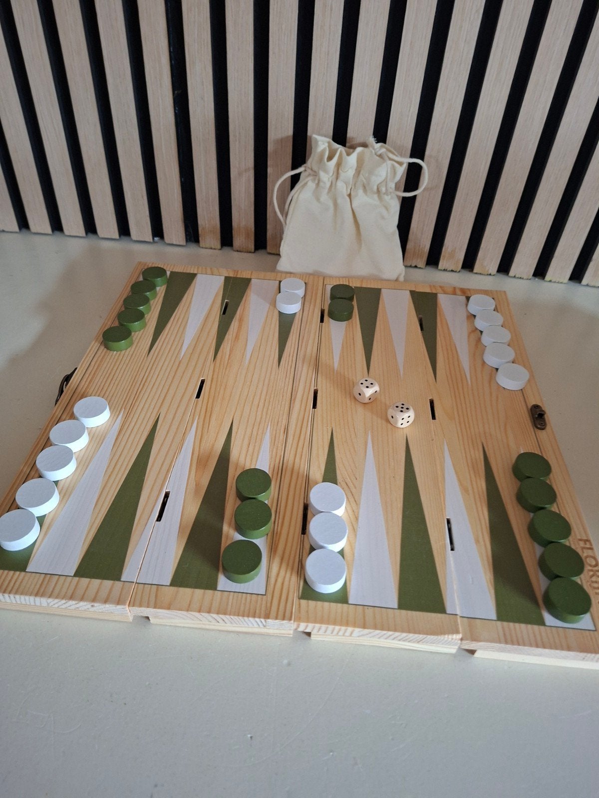 houten backgammon  - giftbox , wijnkist - gamebox, Hobby en Vrije tijd, Ophalen of Verzenden, Zo goed als nieuw