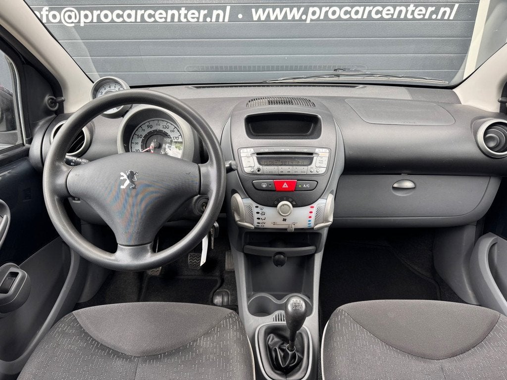 Peugeot 107 1.0-12V Millesim 200 AIRCO | 1e EIGENAAR | DEALE, Voorwielaandrijving, Euro 5, Stof, Gebruikt